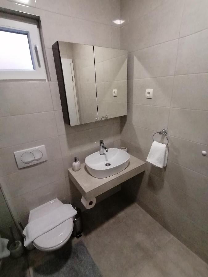 Apartments Jakov Makarska Exterior foto