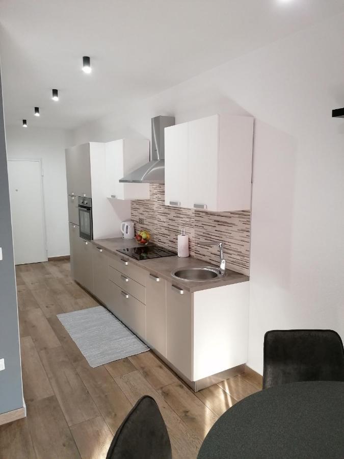 Apartments Jakov Makarska Exterior foto